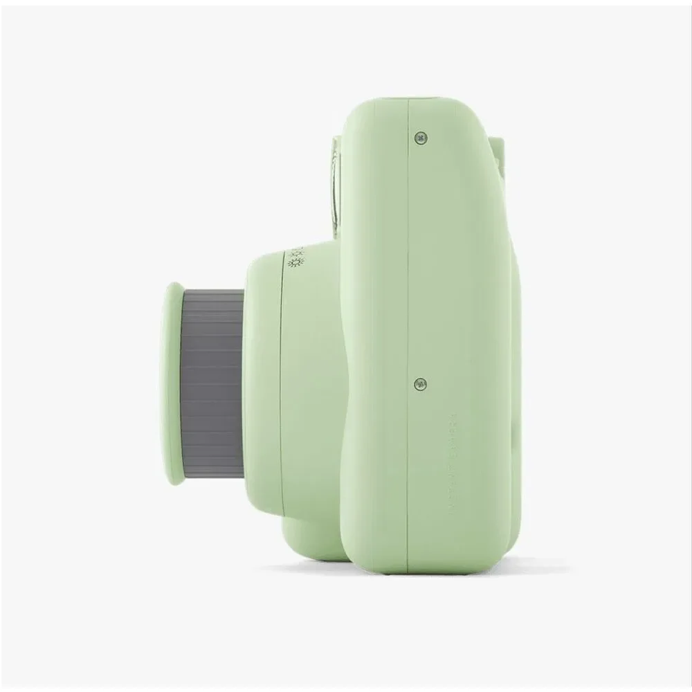 NWT Fujifilm instax Mini SE Instant Camera Green + Film Bundle